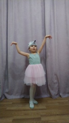 Myishka balerina Rozhkova Polina